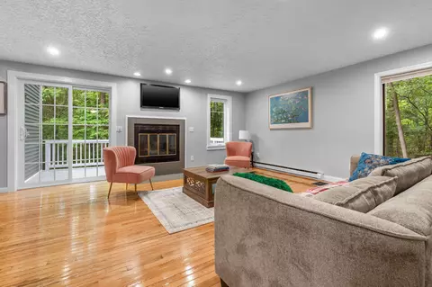 Living - 29 Cunningham Dr, Derry, NH 03038 photo 1 of 6