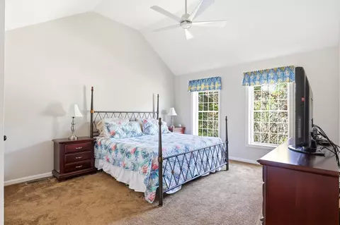 Bedroom - 57 Lindsay Rd, Hooksett, NH 03106 photo 1 of 6