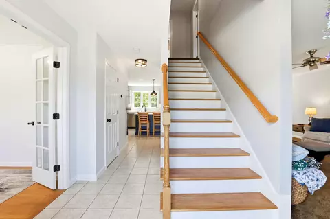 Entry Way - 57 Lindsay Rd, Hooksett, NH 03106 photo 1 of 5