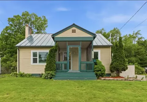 109 Airport Pkwy, South Burlington, VT 05403