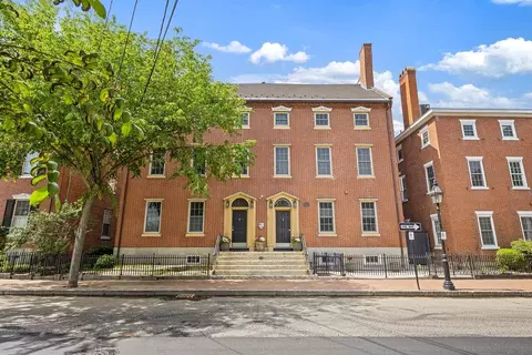 159 State St #2A, Portsmouth, NH 03801
