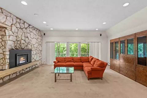 14 Forest Ring Dr, Intervale, NH 03845 photo 12