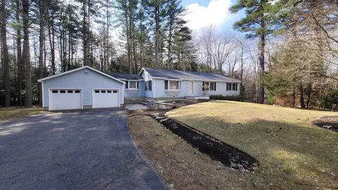119 Haverhill Rd, Windham, NH 03087
