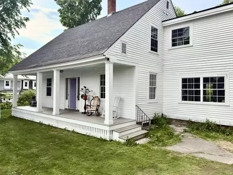 53 Boynton Ave, Saint Johnsbury, VT 05819