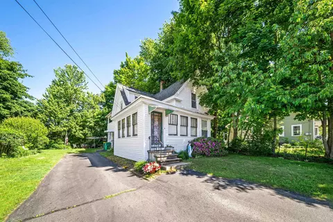 18 Morton Ave, Rochester, NH 03867