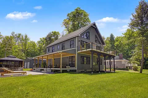 239 Maple N St, Bridgewater, NH 03222