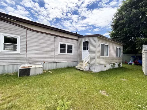3 Willow St, Exeter, NH 03833 photo 6