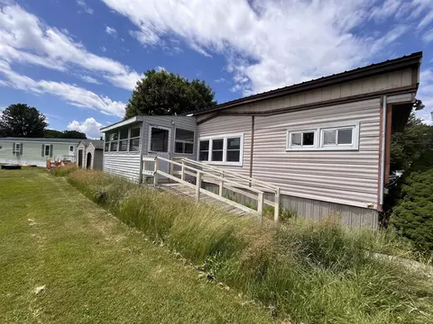 3 Willow St, Exeter, NH 03833 photo 2