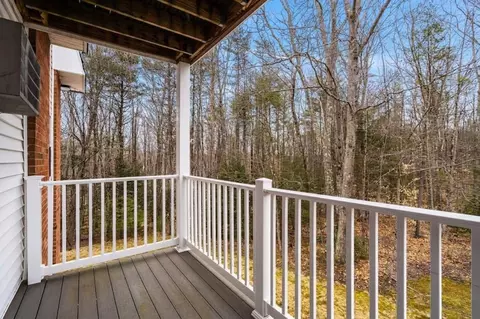 Exterior - 39 Ernest Ave #202, Exeter, NH 03833 photo 2 of 2