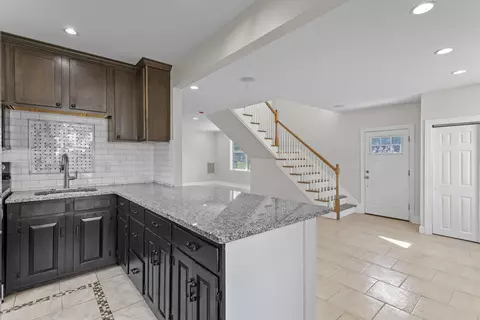 55 Stark Ave, Dover, NH 03820