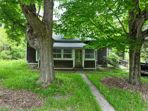 1519 Delong Rd, Cornwall, VT 05753