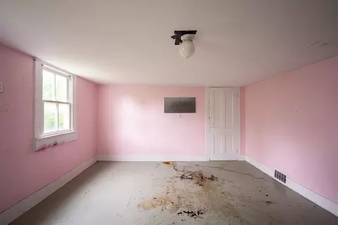 Bedroom - 286 S Bingham St, Cornwall, VT 05753 photo 4 of 6