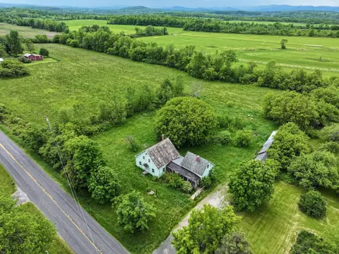 View/Area - 286 S Bingham St, Cornwall, VT 05753 photo 3 of 13