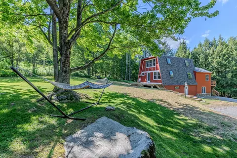 1 Beaver St, Winhall, VT 05340