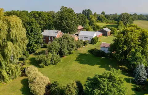 888 Botsford Rd, Ferrisburgh, VT 05456
