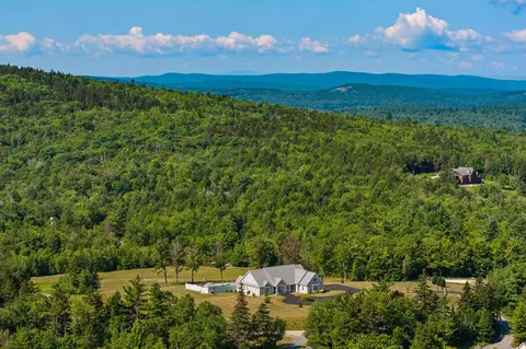 125 Summit Rd, Sutton, NH 03260