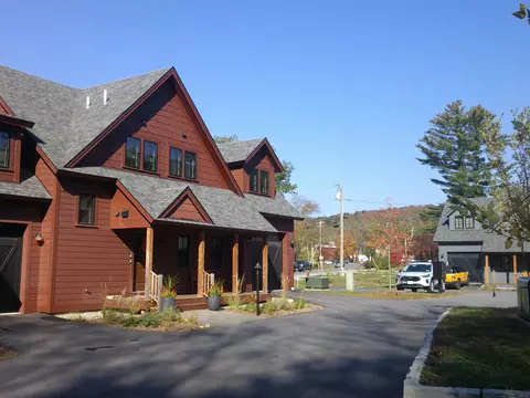 28 Landing Cir # -C, Stowe, VT 05672