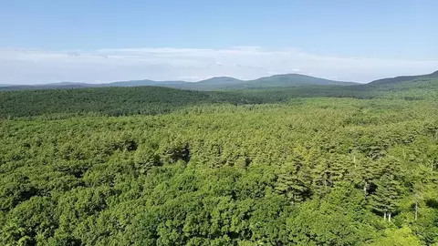 000 Center Rd, Lyndeborough, NH 03082