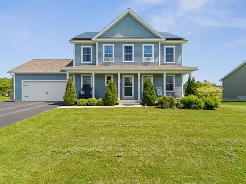 143 Commodore Dr, Vergennes, VT 05491