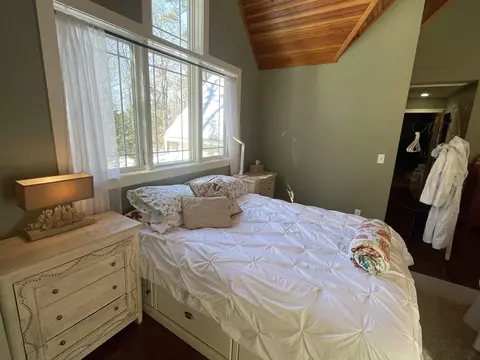 Bedroom - 56 Kings Pine Rd, Wolfeboro, NH 03894 photo 3 of 3