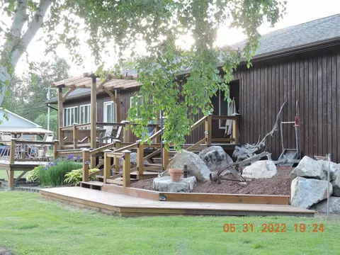 124 Lakefront Ln #21 &22, Barton, VT 05822