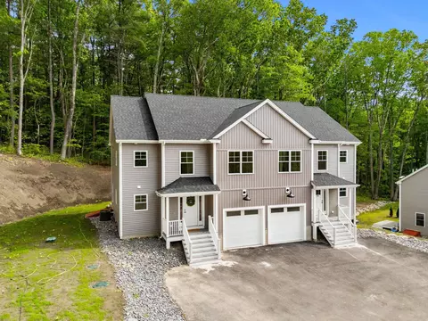 21 Speare Rd #A, Hudson, NH 03051