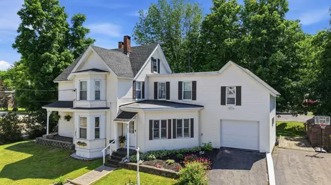 842 Portland St, Rochester, NH 03868