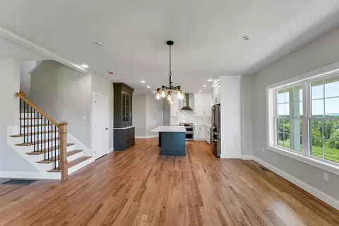 Living - 22 Fairway Dr, Dunbarton, NH 03046 photo 2 of 13