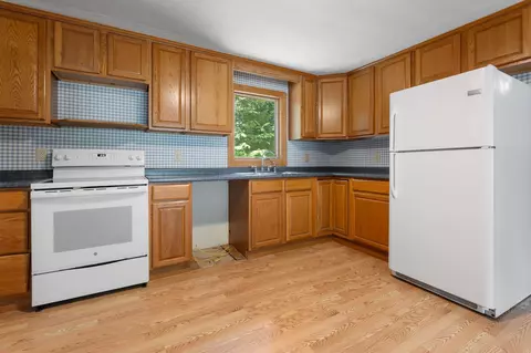 Kitchen - 62 Boody Farm Rd, Epping, NH 03042 photo 1 of 2