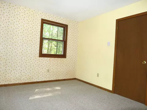 Bedroom - 62 Boody Farm Rd, Epping, NH 03042 photo 2 of 8