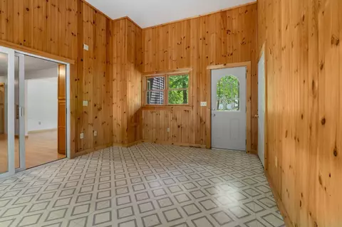 Entry Way - 62 Boody Farm Rd, Epping, NH 03042 photo 1 of 5