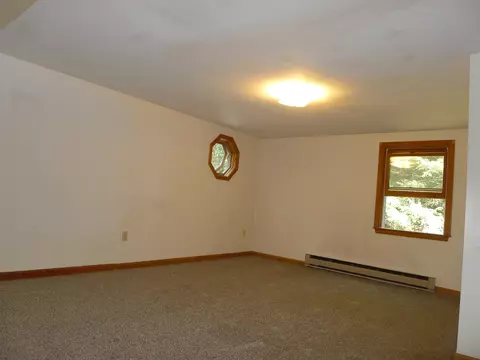 Living - 62 Boody Farm Rd, Epping, NH 03042 photo 7 of 7
