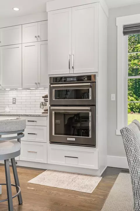 Kitchen - 1 Mccarron Dr, Hampton, NH 03842 photo 4 of 8
