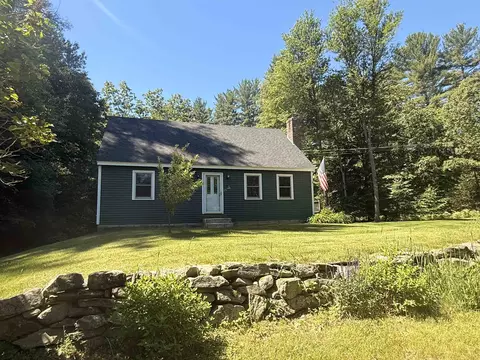 25 Lawrence Ln, Hollis, NH 03049