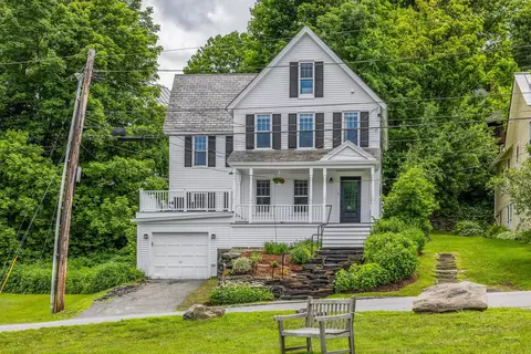 2 High St, Woodstock, VT 05091