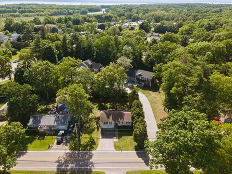 742 Church Rd, Colchester, VT 05446