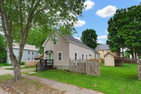 77 Franklin St, Keene, NH 03431