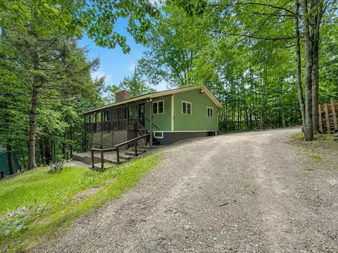 207 Lakeside Dr, Haverhill, NH 03785