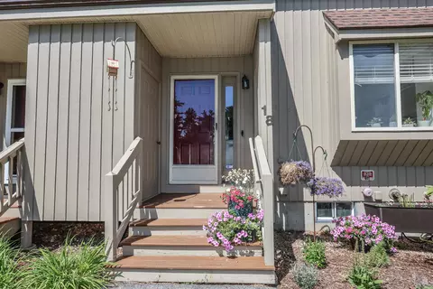 18 Suffolk Ct #159, Bedford, NH 03110
