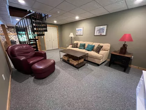 Living - 42 Bills Rd, Stratton, VT 05360 photo 7 of 10