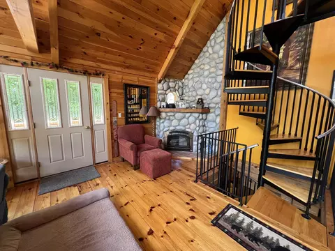 Living - 42 Bills Rd, Stratton, VT 05360 photo 3 of 10