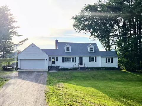 58 Reservoir Rd, Springfield, VT 05156