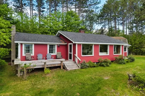 13 Haley Dr, Campton, NH 03223