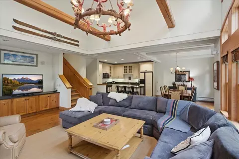 47 Sun Bowl Ridge Rd # B, Stratton, VT 05360