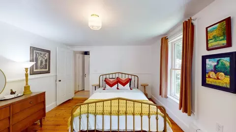 Bedroom - 466 E Main St, Middlebury, VT 05753 photo 2 of 7