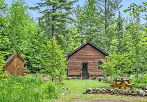 228 Guyette Rd, Marshfield, VT 05658