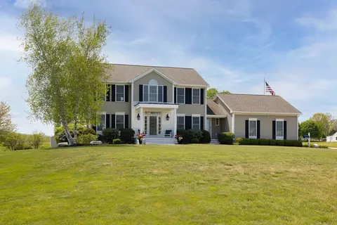 12 Perrys Way, Berwick, ME 03901