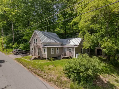 14 Bible Hill Rd, Wells River, VT 05081