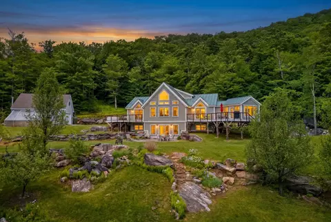 181 Route 11, Winhall, VT 05340
