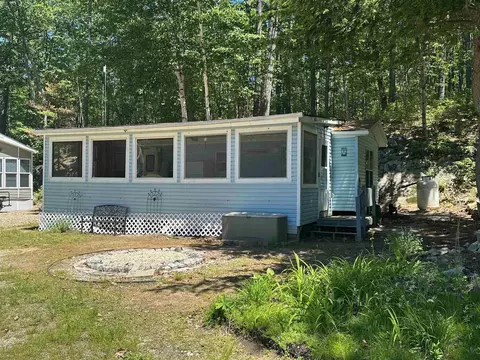 201 Hanson Mill Rd #10, Moultonborough, NH 03254